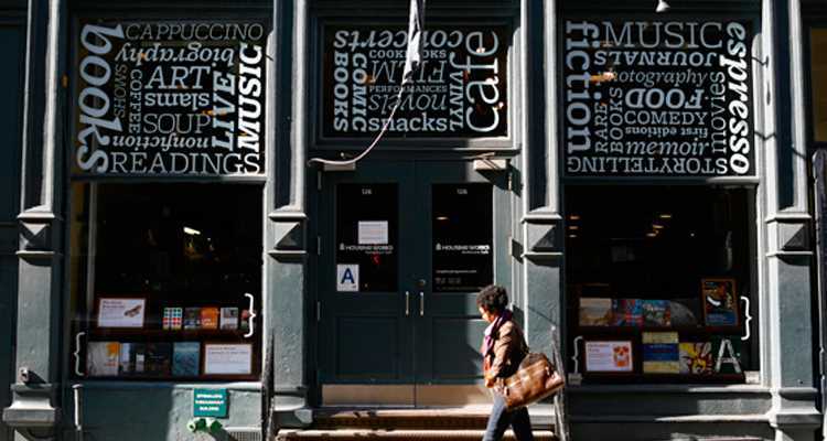 Housing Works Bookstore Café : librairie solidaire